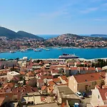 Elezovic 3*