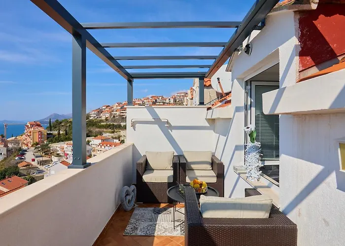 Elezovic Casa de hóspedes 3*