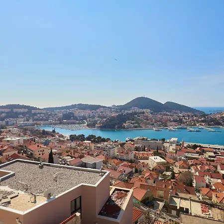 Konukevi Elezovic 4*