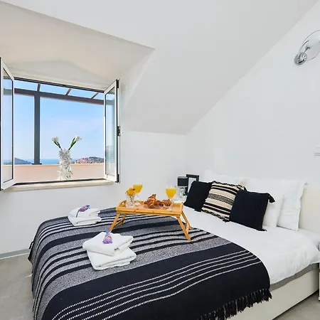 Elezovic Konukevi Dubrovnik